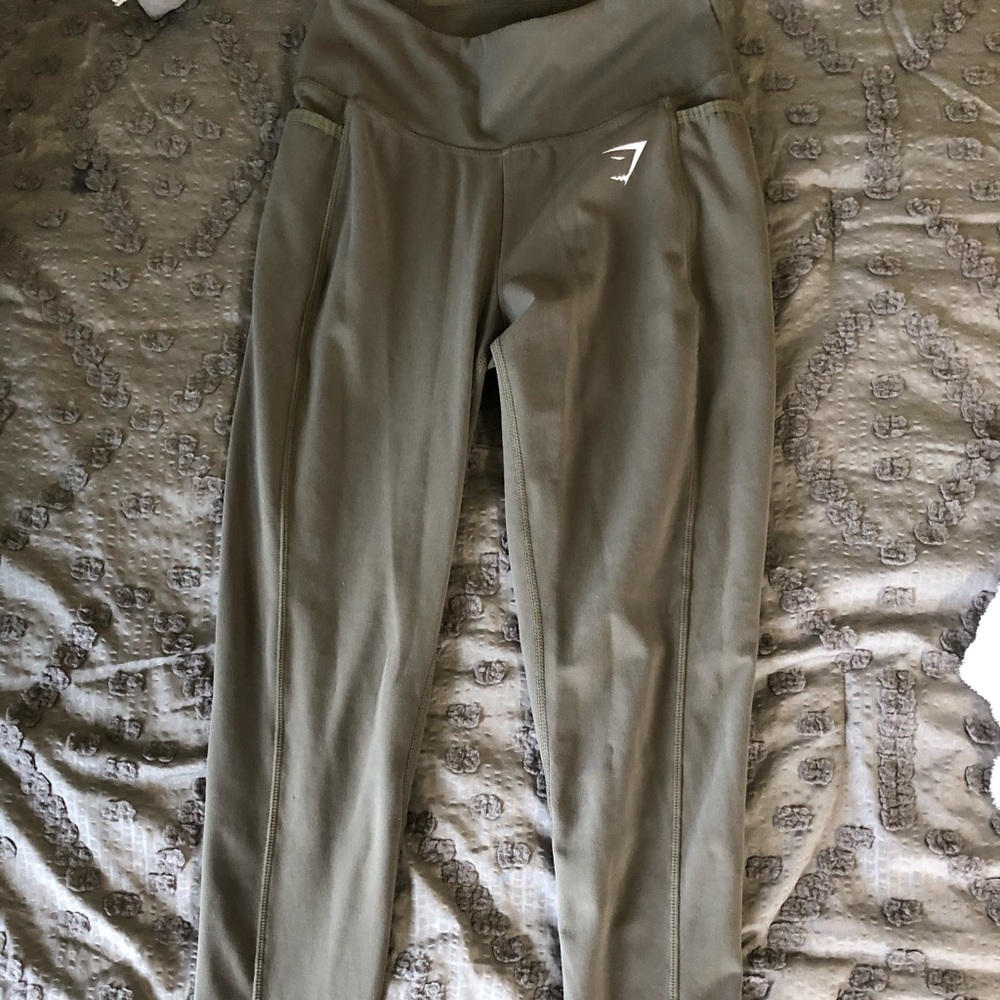 Gymshark dreamy pocket leggings size small